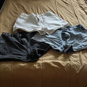 Bundle of 3 pairs of shorts- White, Light Blue, Charcoal